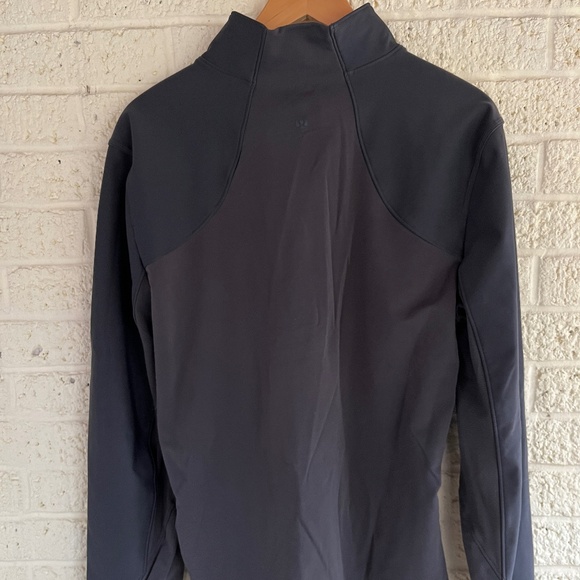 Lululemon Mens 1/2 Zip Pullover - Picture 6 of 8